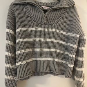SO Pullover Crop Knit Sweater, Size Large, Grey and White Stripes